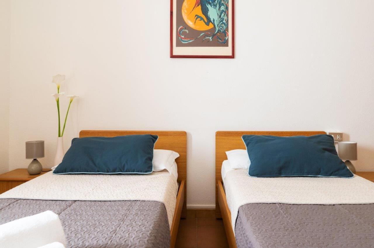 Hotel Ristorante L'Aragosta La Caletta Esterno foto